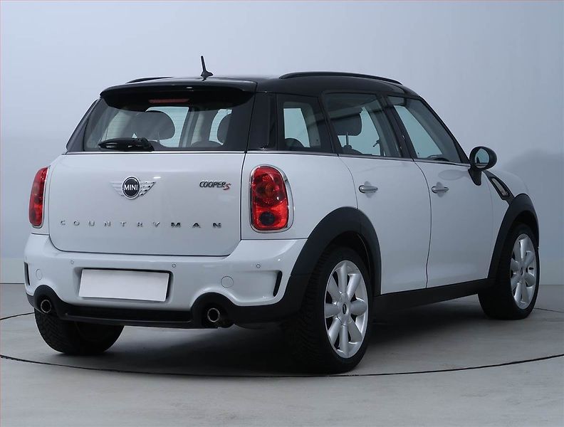 Mini Countryman (2014) Cooper S, Kůže, Bi-Xenony - fotka 5 z 15