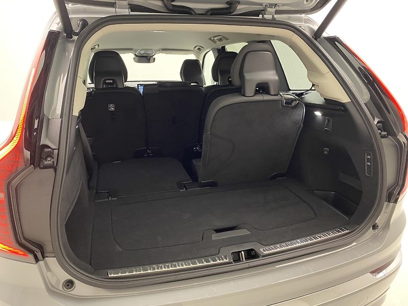 Volvo XC90 (2026) B5 AWD AUT BRIGHT PLUS 7míst - fotka 23 z 70