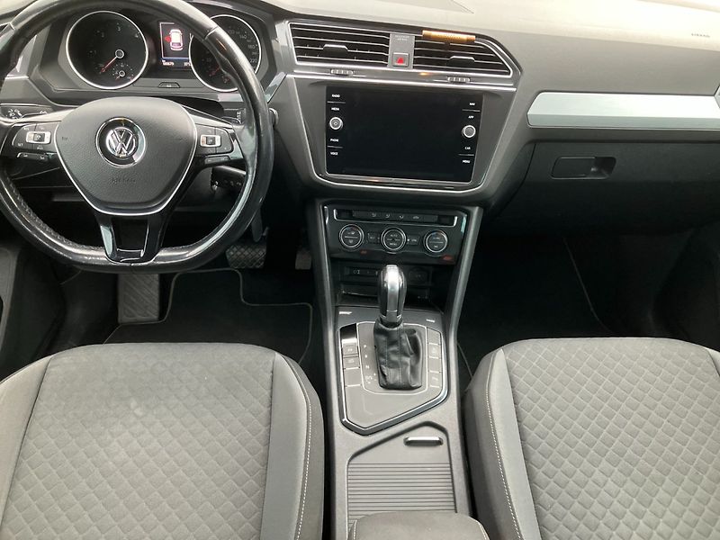 Volkswagen Tiguan (2017) 2.0TDI 110kW DSG NAVIGACE - fotka 17 z 27