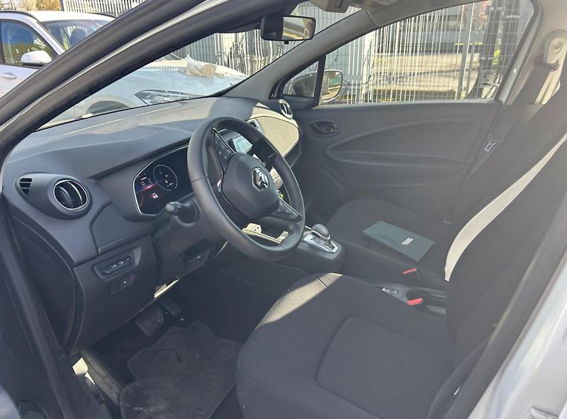 Renault ZOE (2021) Life 52 kWh R110 - fotka 3 z 7
