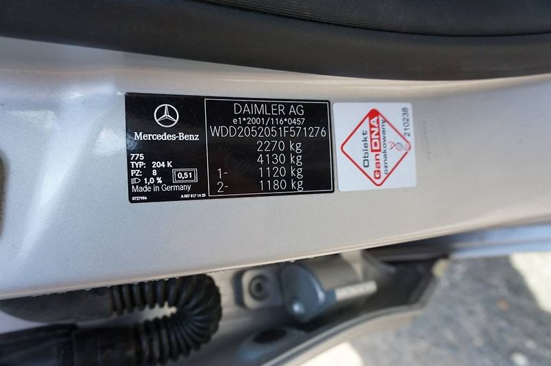Mercedes-Benz Třídy C (2017) C220  4 MATIC - fotka 37 z 48