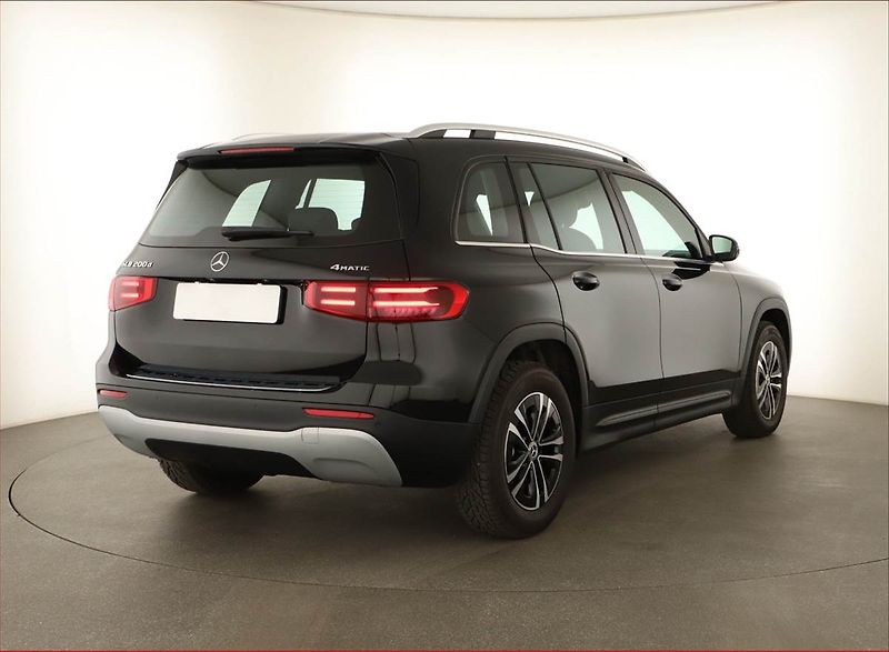 Mercedes-Benz GLB (2024) 200 d 4MATIC - fotka 5 z 20