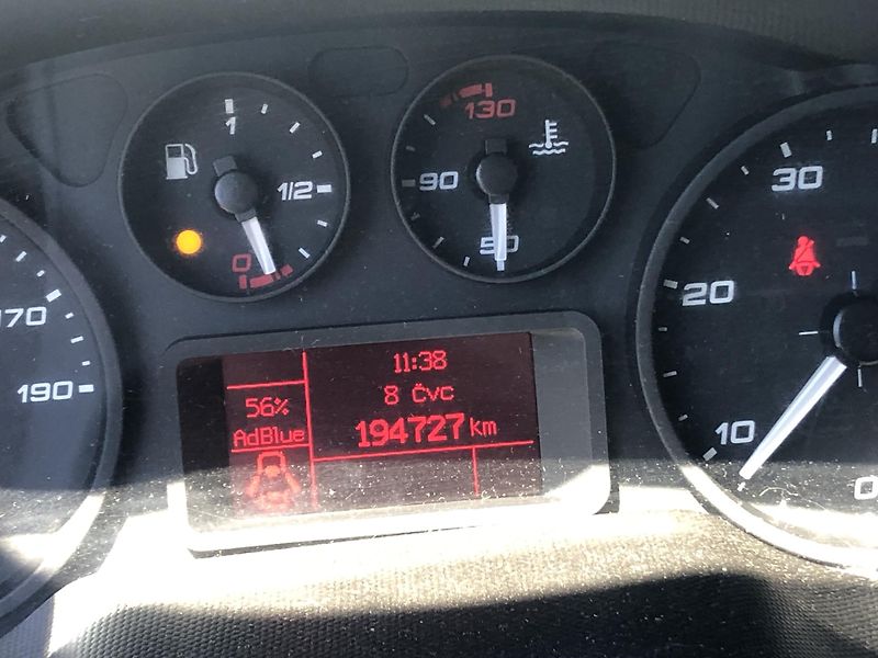 Iveco Daily (2019) 60C15 novy nosič kontejneru - fotka 6 z 12