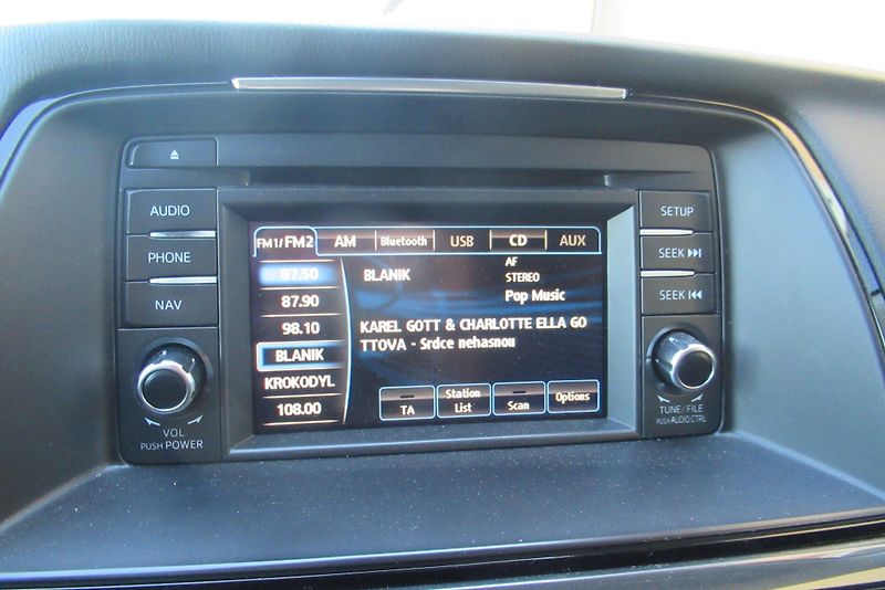 Mazda 6 2.2 CD AUT. KLIMA SADA KOL - fotka 16 z 26