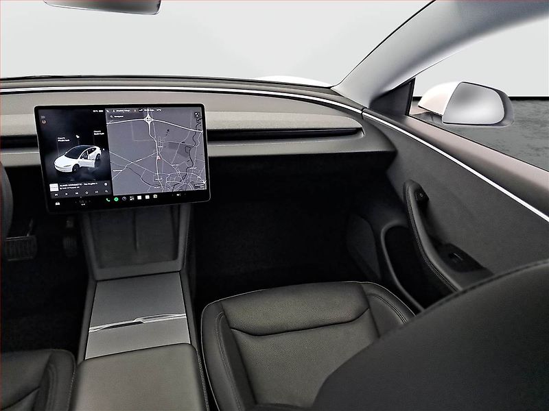 Tesla Model 3 (2023) Standard Range 60kWh, SoH 95% - fotka 8 z 31