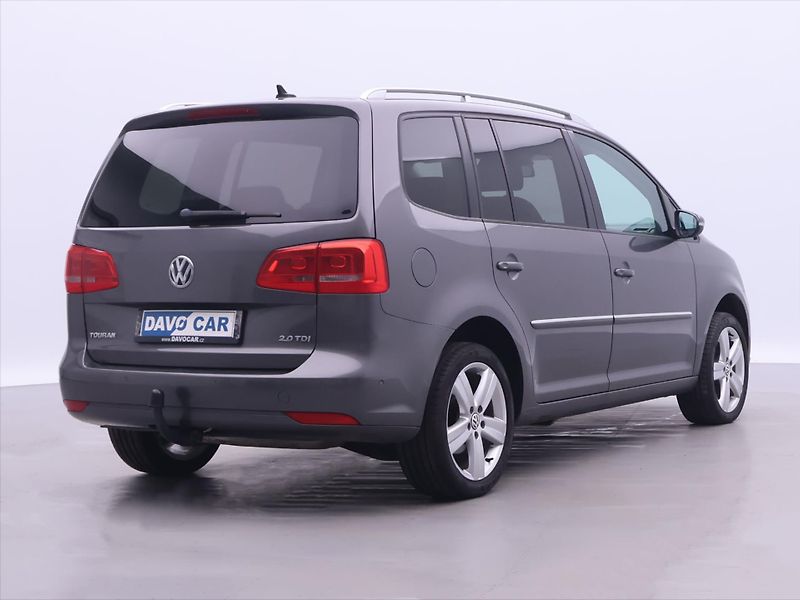 Volkswagen Touran 2,0 TDI 125kW DSG Highline - fotka 4 z 26