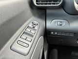 Toyota ProAce City 1.2T 130k L2 Family - náhled 14