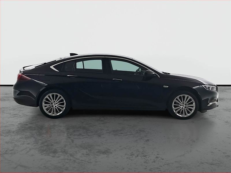 Opel Insignia (2017) 2.0 CDTI, Kůže, Tempomat - fotka 6 z 18