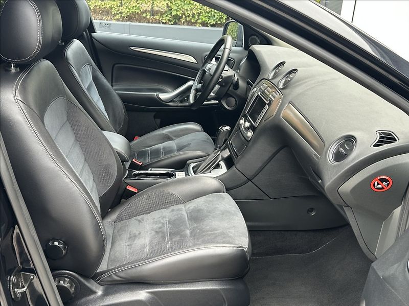 Ford Mondeo 2,3 160PS  Titanium A/T - fotka 16 z 46