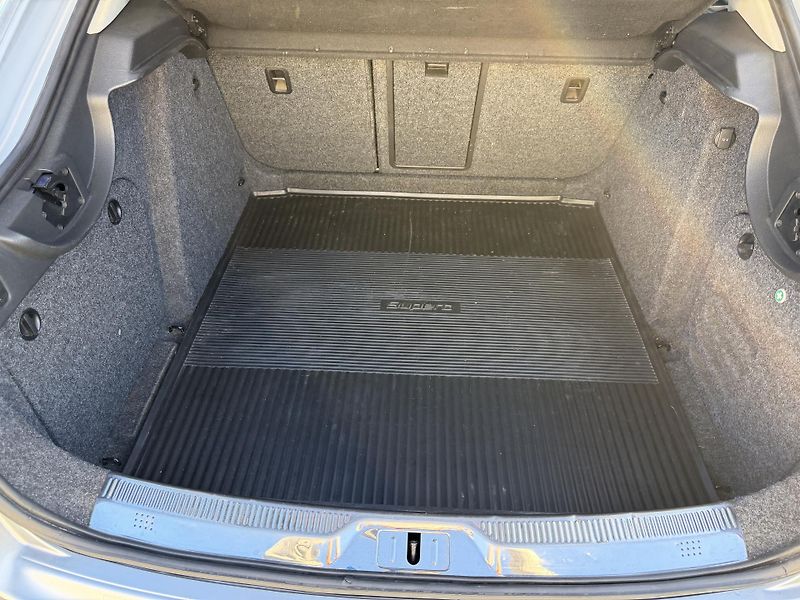 Škoda Superb II 2,0 TDi/103kW - Klima,ESP,. - fotka 46 z 71