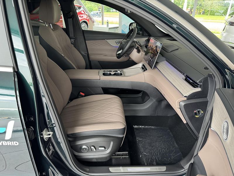 Chery Tiggo 8 (2026) 1,6T Unique FWD - fotka 14 z 57
