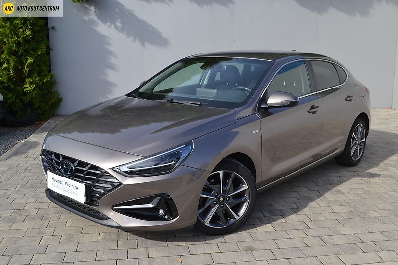 Hyundai i30 FASTBACK 1,5 T-GDI MT STYLE - fotka 1 z 62