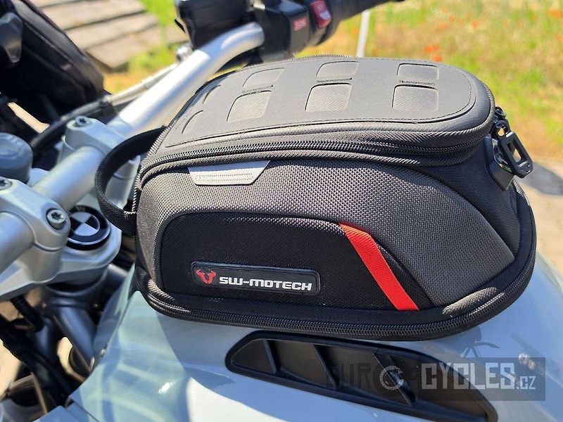 BMW R 1250 GS Adventure (2019) - fotka 19 z 21