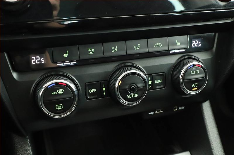 Škoda Octavia (2014) 1.2 TSI, Tempomat - fotka 10 z 14