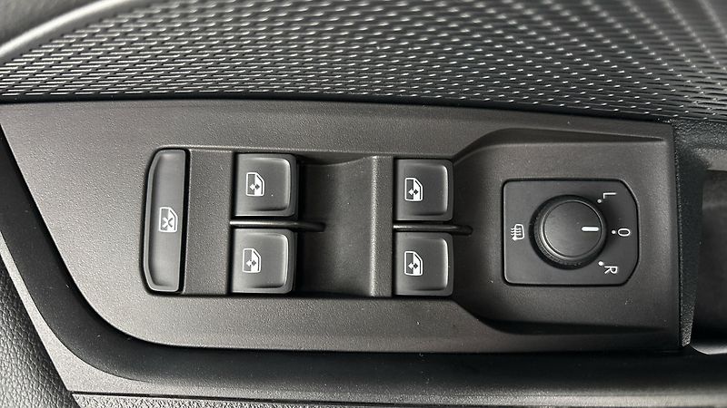 Škoda Octavia 1.0 TSI E-Tec DSG Ambition Com - fotka 20 z 23