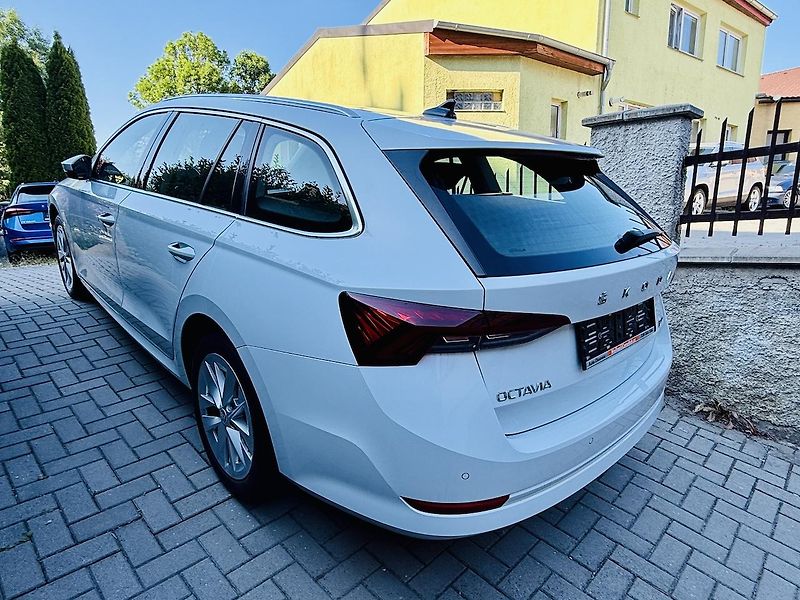 Škoda Octavia (2022) 1,5TSi 96kW G-TEC CNG STYLE ČR - fotka 14 z 19