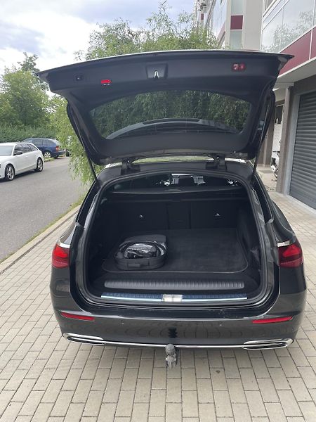 Mercedes-Benz Třídy E (2023) E300e model 2024 DPH - fotka 8 z 12