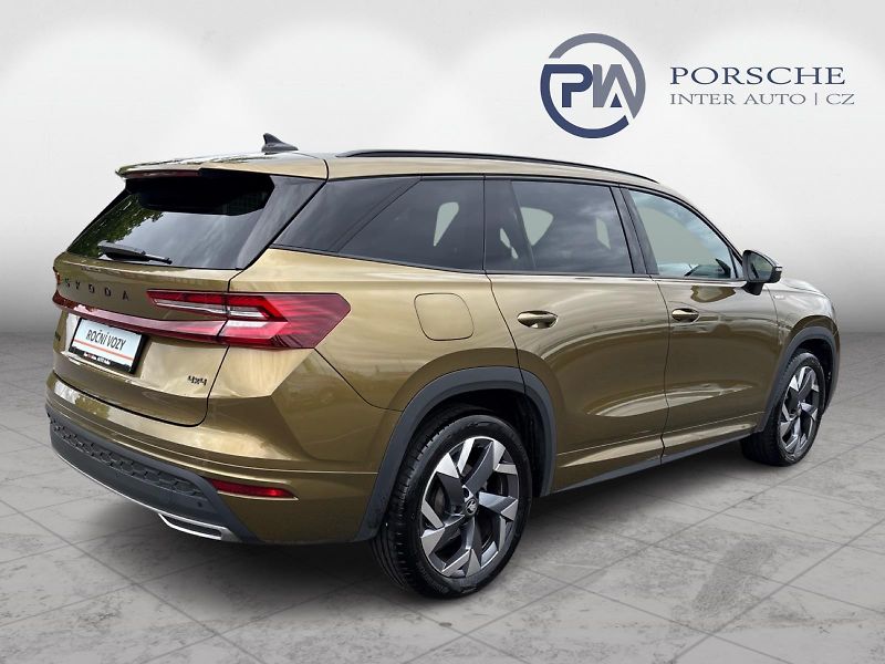 Škoda Kodiaq 2.0 TDI 7DSG SPORTLINE 4x4 142 - fotka 2 z 30