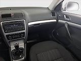 Škoda Octavia (2012) Elegance 1.6 TDI, po STK - náhled 8