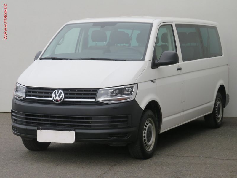 Volkswagen Transporter (2018) 2.0TDi 9míst, 1.maj, AC - fotka 3 z 3