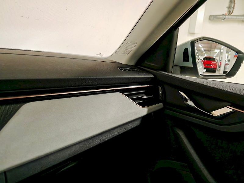Škoda Kamiq (2024) 1.0 TSI 85 kW DSG Top Selectio - fotka 6 z 29