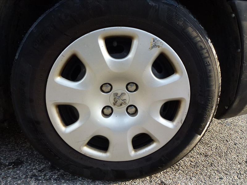 Peugeot Partner Tepee 1,6 TeePee HDI 92 k Active - fotka 43 z 44