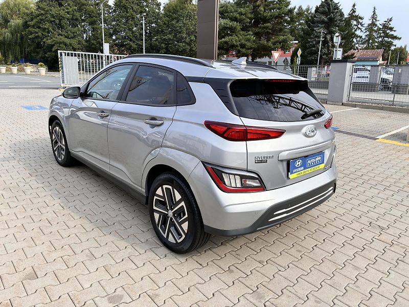 Hyundai Kona 65kWh-150KW POWER REZERVACE - fotka 5 z 45