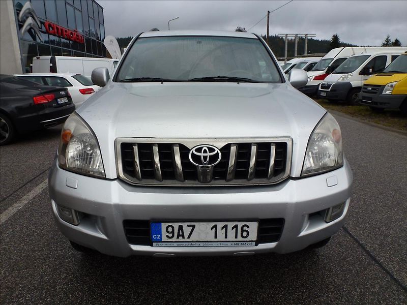 Toyota Land Cruiser 3,0 120 D4-D Lux+ Automat - fotka 4 z 58