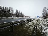 Na úseku dálnice D7 u obce Stehelčeves číhá na řidiče dešťová past.