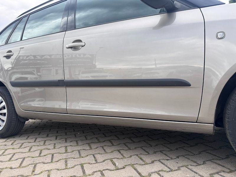 Škoda Fabia (2008) 1,4 16V 63 KW 1. MAJ STK - fotka 17 z 46