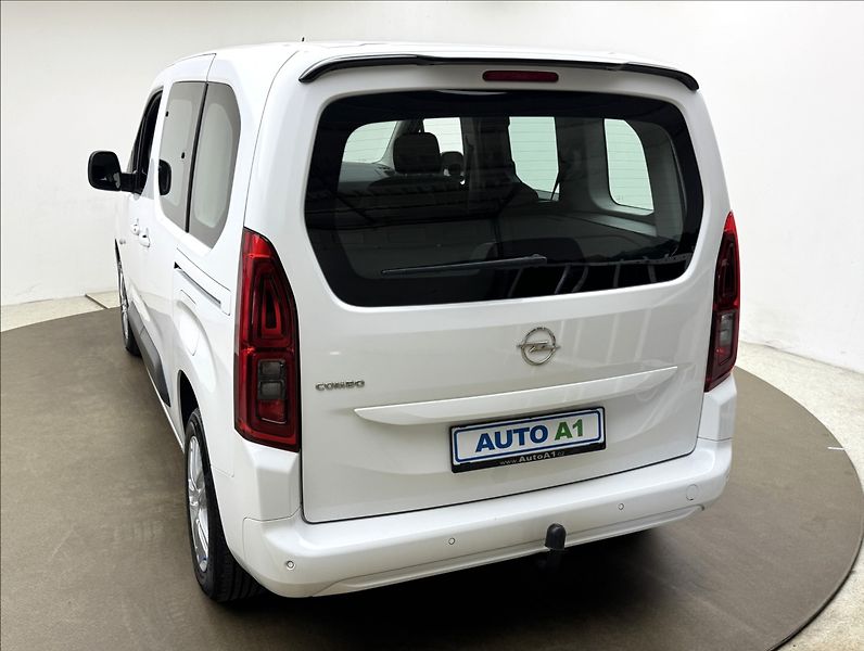 Opel Combo 1,2 81kW VÝHŘEV TAŽNÉ 1MAJ ČR - fotka 5 z 38