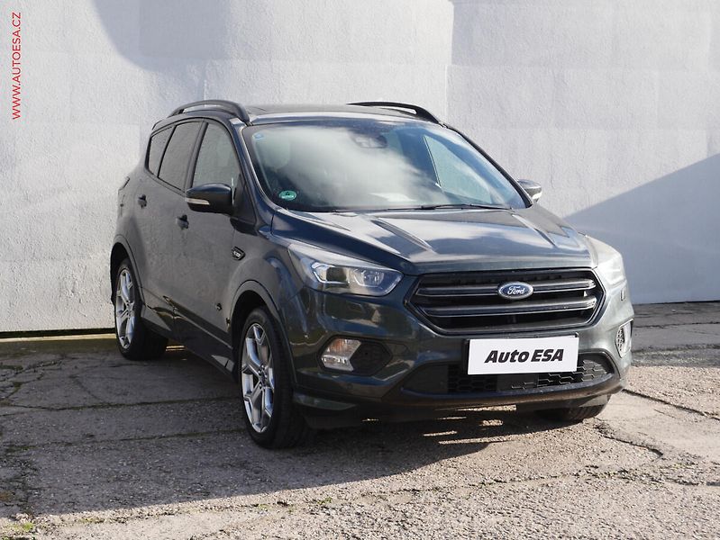 Ford Kuga (2018) 1.5 EB 4x4, AT, navi, bixen - fotografie inzerátu