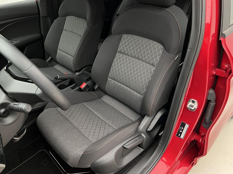 MG MG3 1.5 ICE EXCITE CZ 1.maj. - fotka 15 z 38