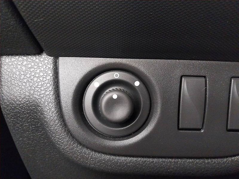 Dacia Sandero (2013) 1.2 16V, Serv.kniha - fotka 16 z 16