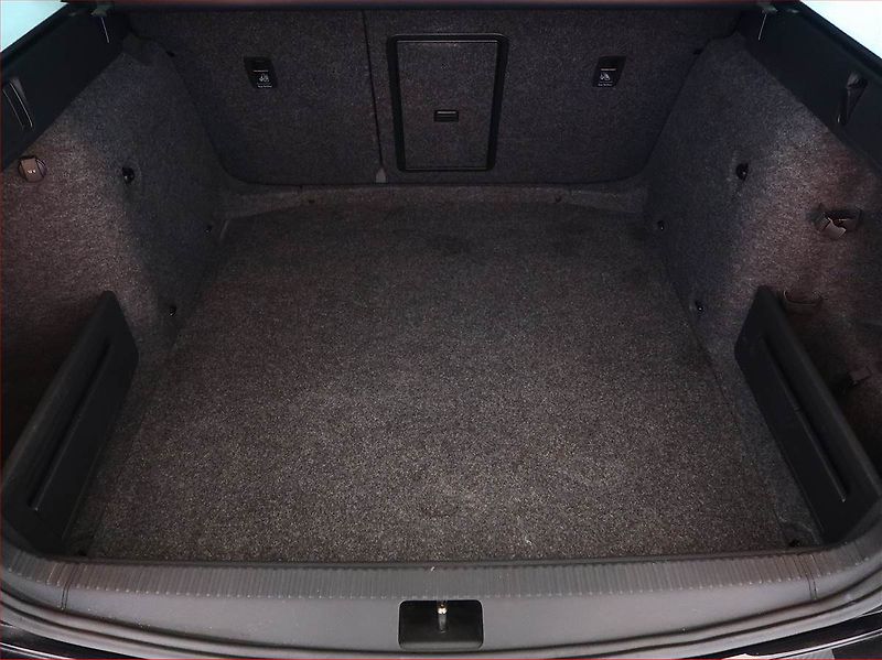 Škoda Octavia (2015) 1.8 TSI, Automat, Serv.kniha - fotka 14 z 17