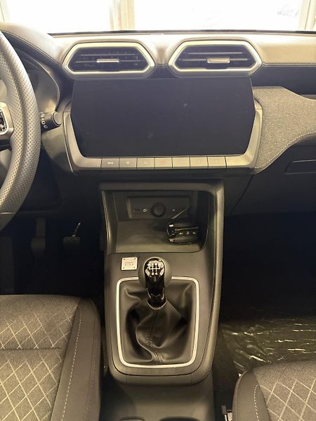 MG ZS (2025) 1.5 essential (excite) - fotka 11 z 15
