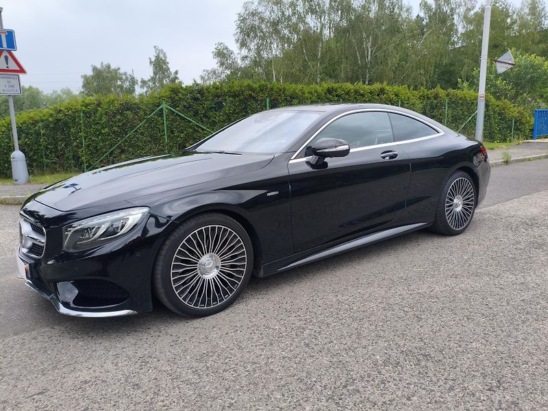 Mercedes-Benz Třídy S (2016) 400 4-Matic kupé - fotka 1 z 33