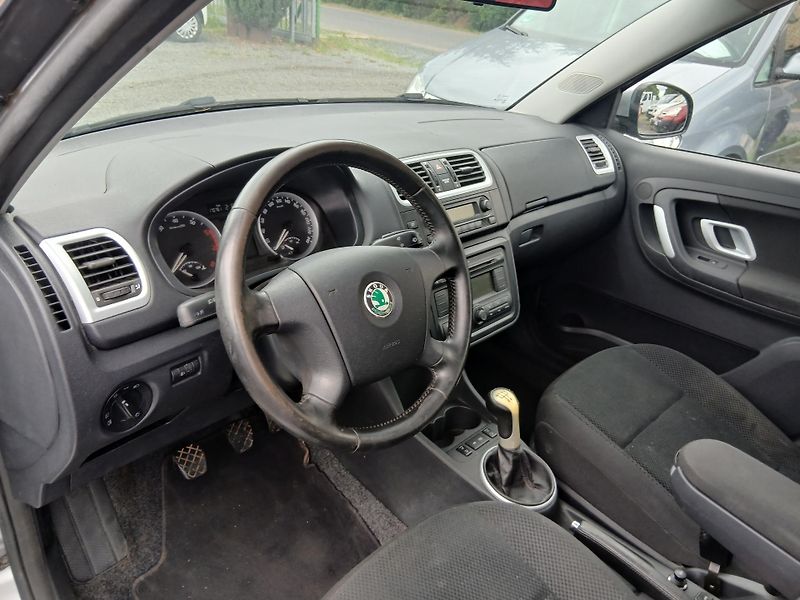Škoda Fabia 1.2i, ALU, klima - fotka 19 z 31