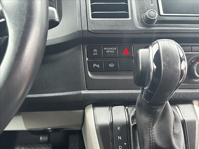 Volkswagen Transporter 2,0 TDI 150PS  L2H1 DSG Dílna - fotka 23 z 53