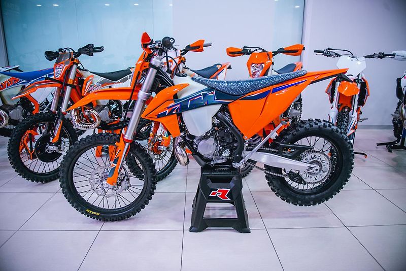 KTM 150 EXC TPI Nová - fotka 2 z 14