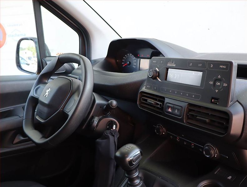 Peugeot Partner (2022) PureTech 110, SR, 1Maj, DPH - fotka 7 z 14