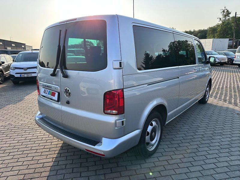 Volkswagen Caravelle 2.0 TDI 4Motion 110kW DSG - fotka 2 z 18