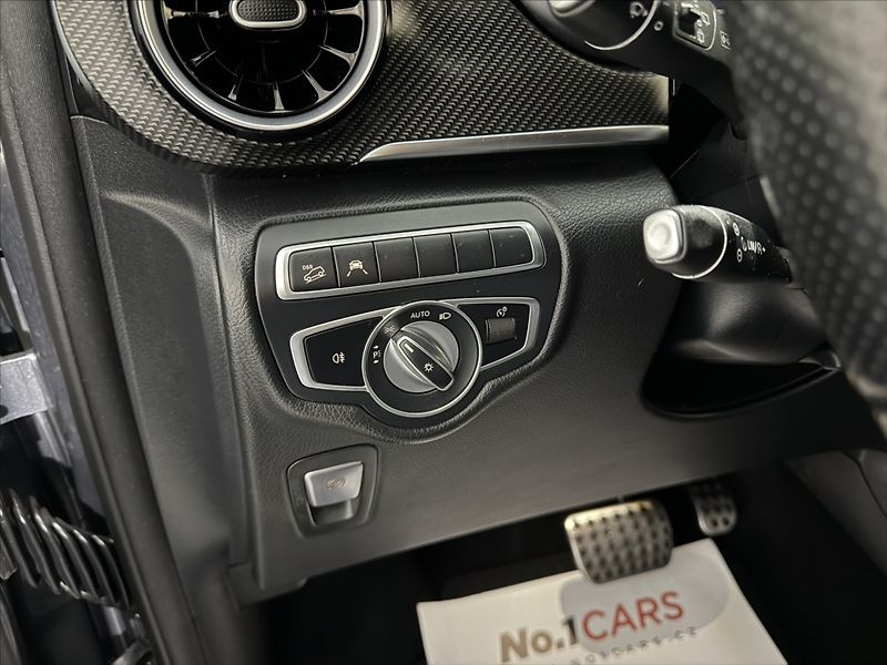 Mercedes-Benz Třídy V 2,0   250D 4MATIC AMG KAMERA - fotka 13 z 32