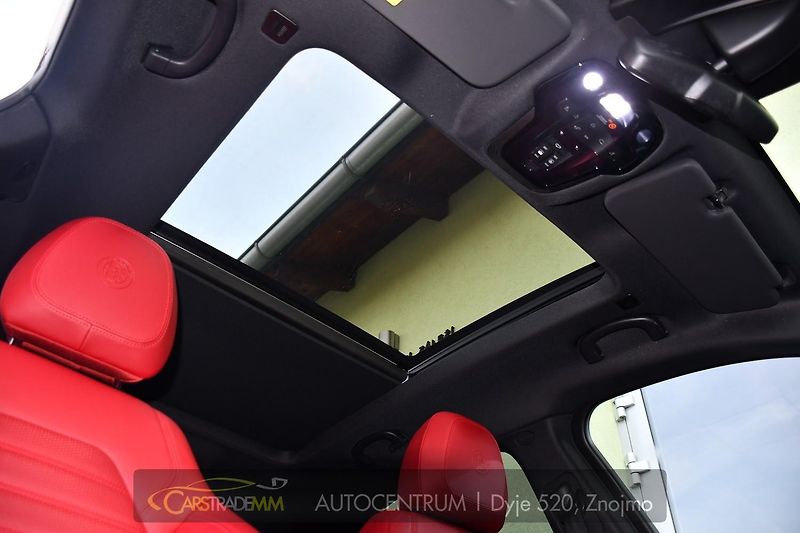 Alfa Romeo Stelvio 2.2 Diesel 16V 154kW Veloce AT - fotka 45 z 53