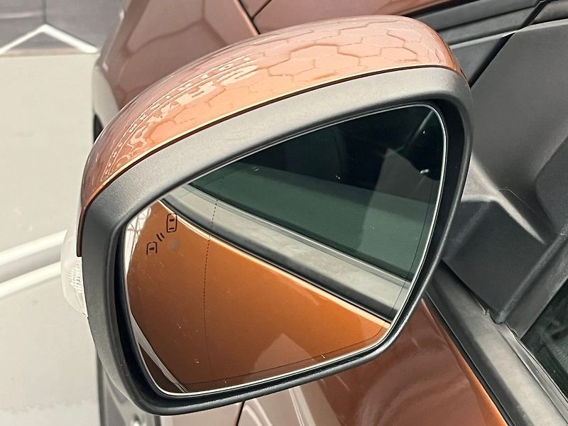 Ford Edge 2.0 TDCi AWD Sport ČR 1.majit. - fotka 36 z 74