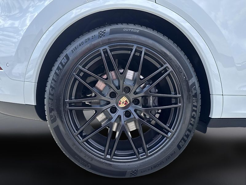Porsche Cayenne E-Hybrid Coupé - fotka 12 z 30