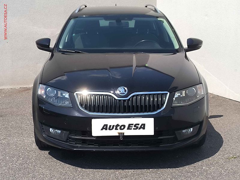 Škoda Octavia (2015) 2.0 TDi 4x4, Style, bixen - fotka 2 z 19