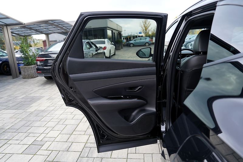 Hyundai Tucson 1.6 TGDi DCT/4x4/N LINE/Premiu - fotka 22 z 50