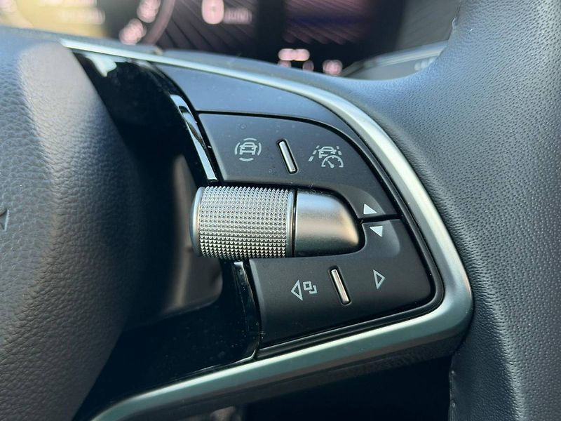 Škoda Fabia Top Selection 1,0 TSI 70 kW 5° - fotka 22 z 33