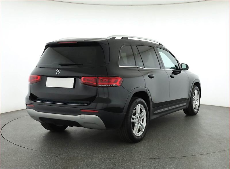Mercedes-Benz GLB (2021) 200 d 4MATIC - fotka 5 z 20